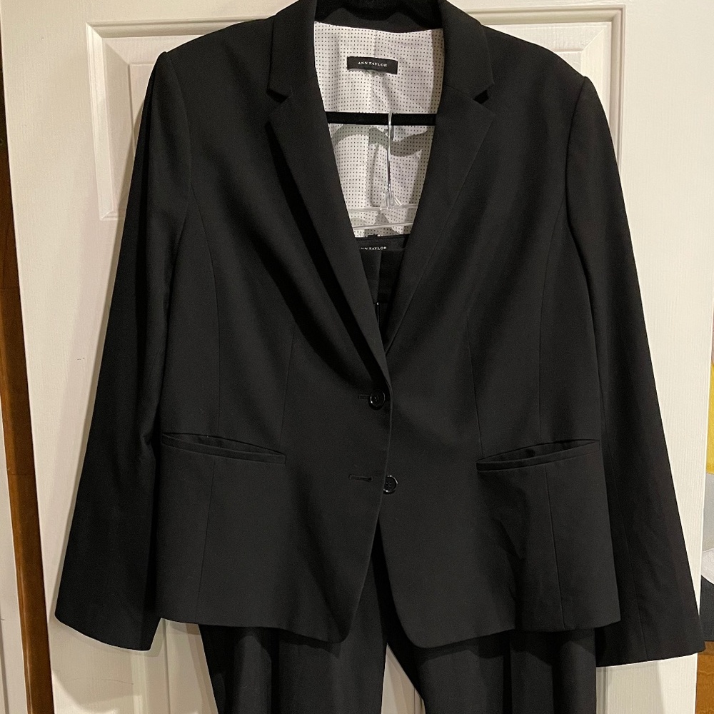 Ann Taylor 2-Piece Suit